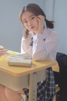 黄大妮